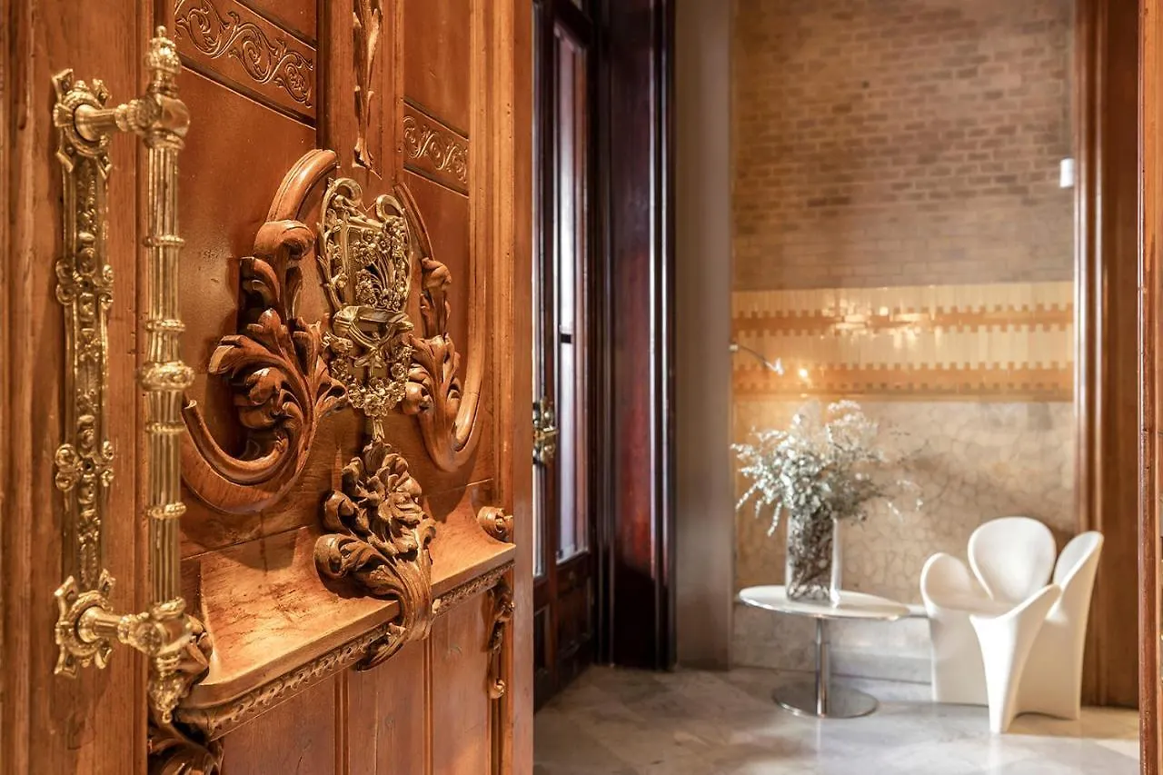 El Palauet Royal Suites Barcelona 5*,  Španělsko