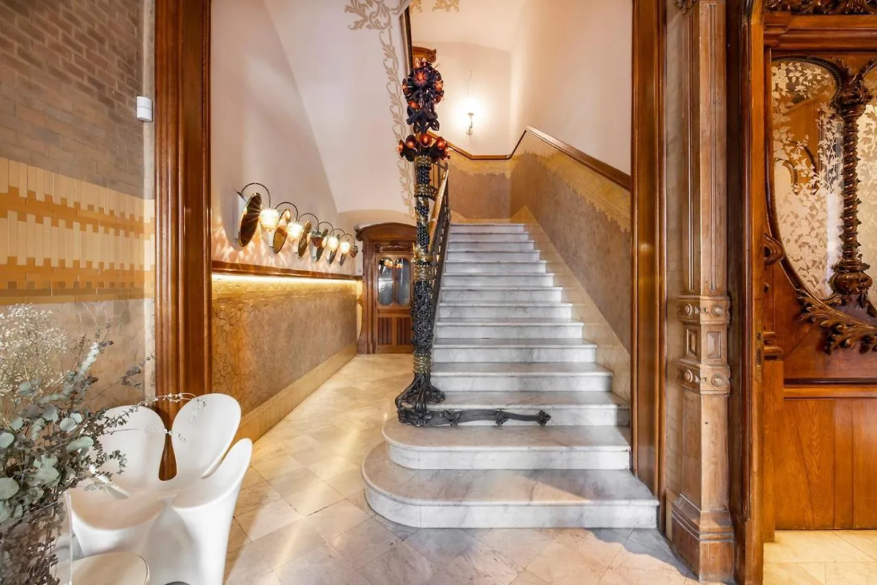 El Palauet Royal Suites Barcelona 5*,